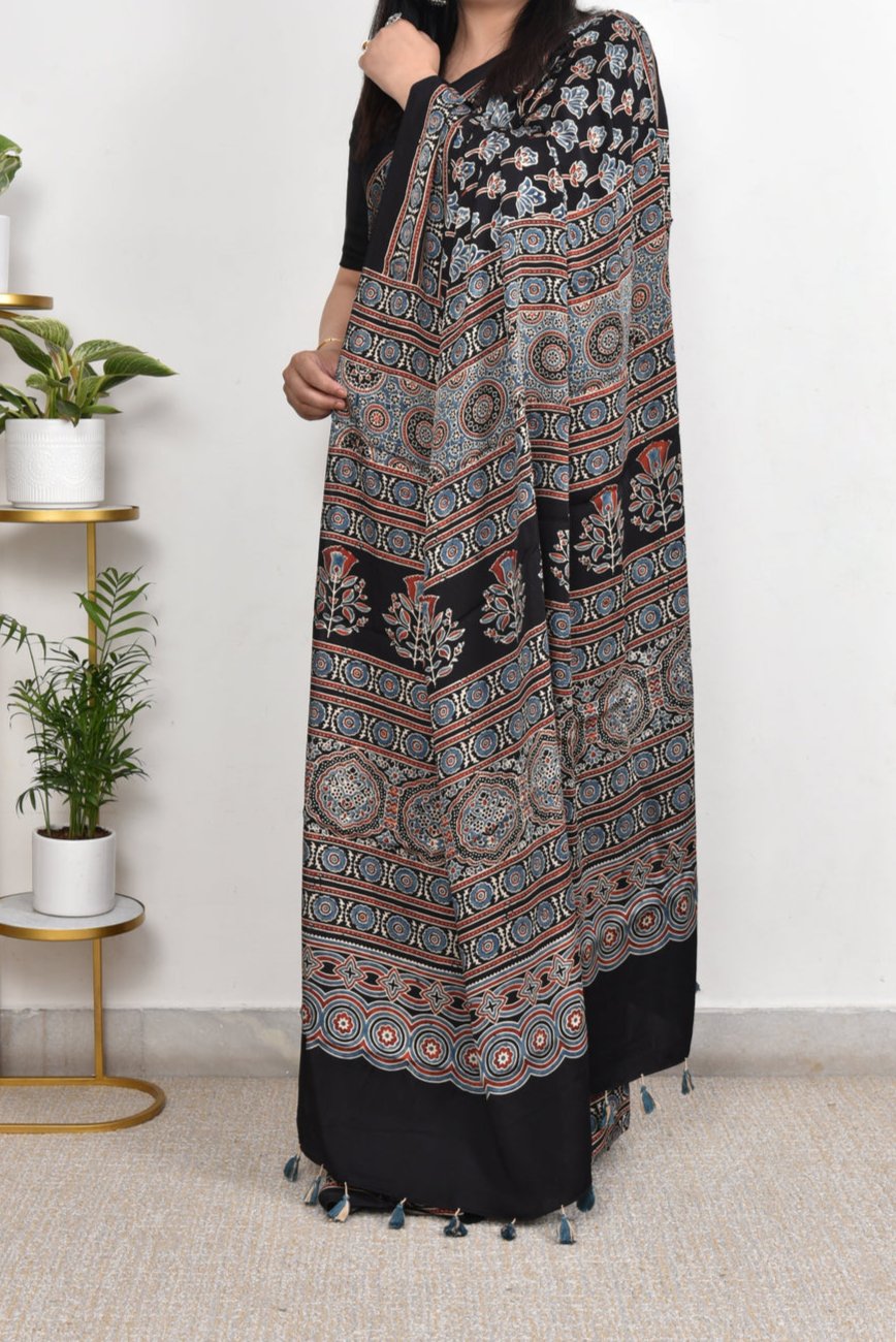 AJRAKH BLACK BIG FLORAL  MODAL SILK DIGITAL PRINTED SAREE